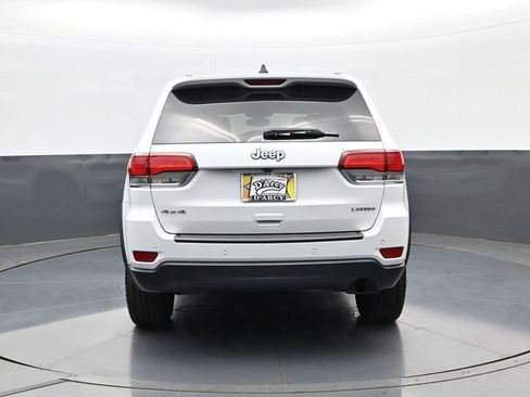 Used 2020 Jeep Grand Cherokee Laredo w/ 18" Wheel & 8.4" Radio Group AWD/4WD image 6