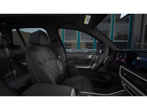 New 2026 BMW X5 sDrive40i image 9