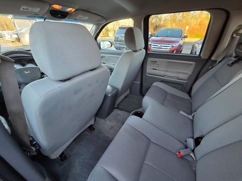 Used 2005 Dodge Dakota SLT image 13