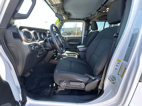 Used 2019 Jeep Wrangler Unlimited Sport S image 13