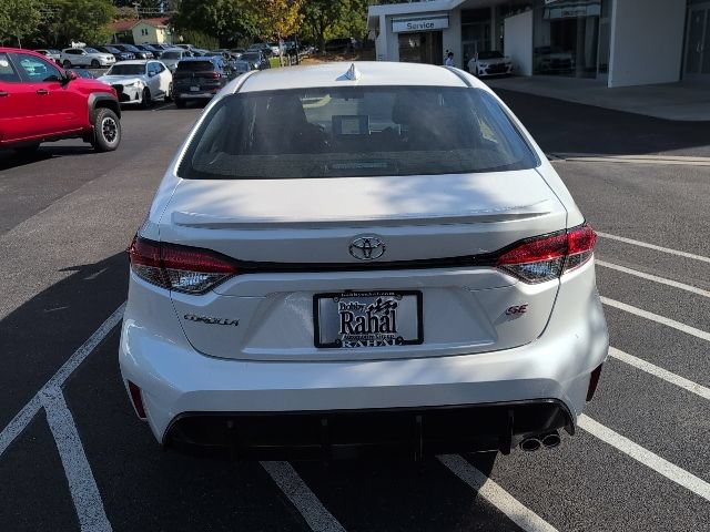 New 2026 Toyota Corolla SE w/ SE Package FWD image 4