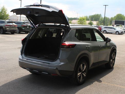 Used 2024 Nissan Rogue SL w/ SL Premium Package AWD/4WD image 7