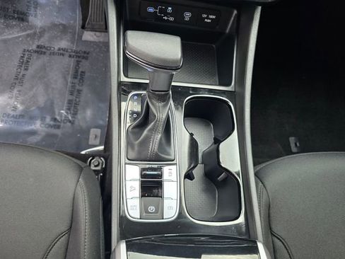 Used 2025 Hyundai Tucson SE image 15