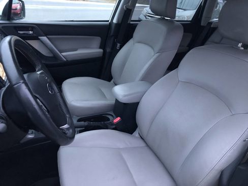 Used 2015 Subaru Forester 2.5i Limited image 12