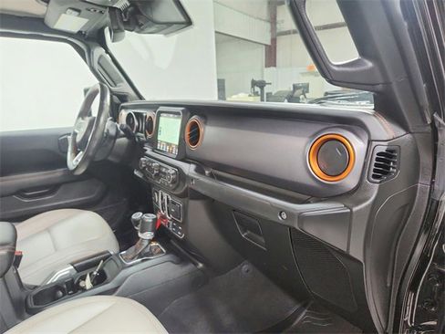 Used 2021 Jeep Gladiator Mojave image 35