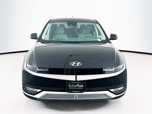 Used 2024 Hyundai Ioniq 5 SEL RWD image 2