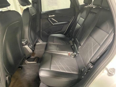 Used 2025 BMW X1 xDrive28i w/ Technology Package image 19