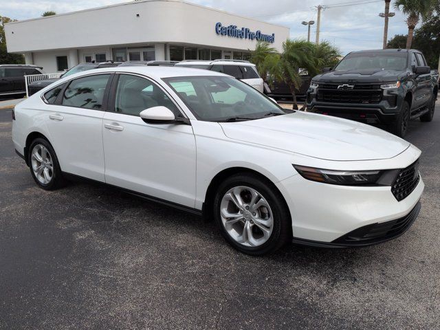 Used 2023 Honda Accord LX image 2