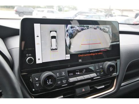 Used 2026 Toyota Grand Highlander AWD Hybrid image 25