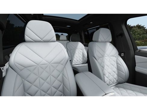 New 2026 BMW X7 xDrive40i w/ M Sport Package image 11