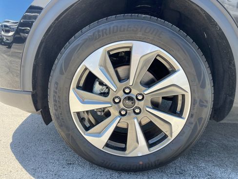 Used 2024 Ford Escape Platinum AWD/4WD image 31