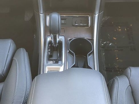 Used 2021 Subaru Ascent Touring w/ Popular Package #2A image 18