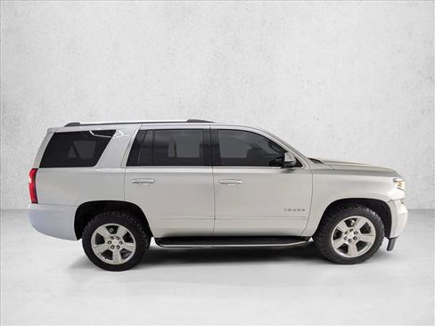 Used 2018 Chevrolet Tahoe Premier image 3
