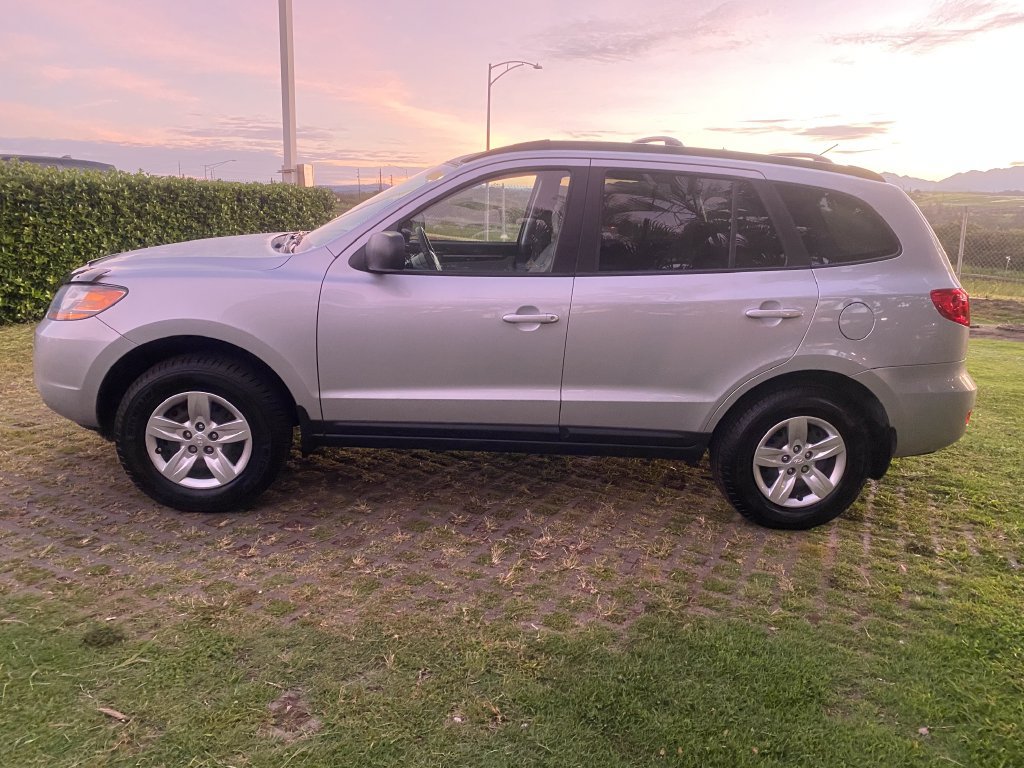 Used 2009 Hyundai Santa Fe GLS FWD image 4