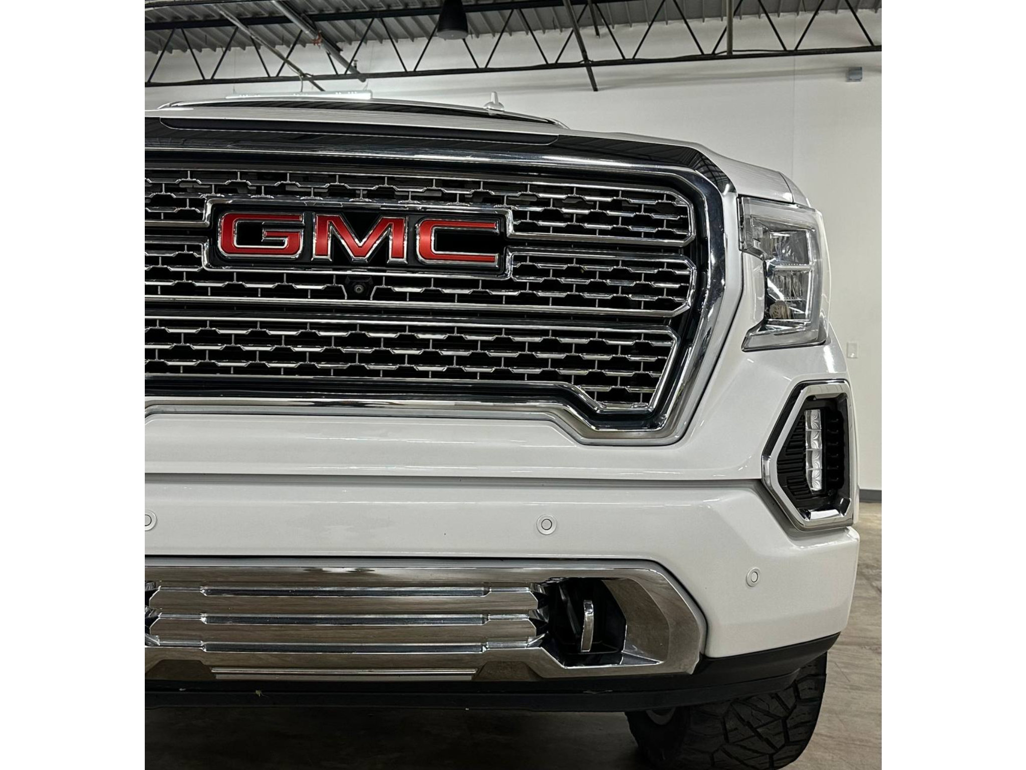 Used 2020 GMC Sierra 1500 Denali w/ Denali Ultimate Package AWD/4WD image 5
