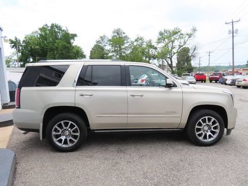 Used 2015 GMC Yukon Denali w/ Premium Package AWD/4WD image 5