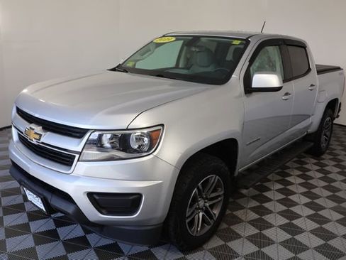 Used 2019 Chevrolet Colorado W/T w/ Custom Special Edition AWD/4WD image 3