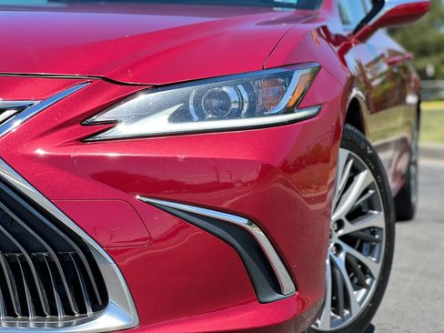 Used 2019 Lexus ES 350 w/ Premium Package FWD image 10