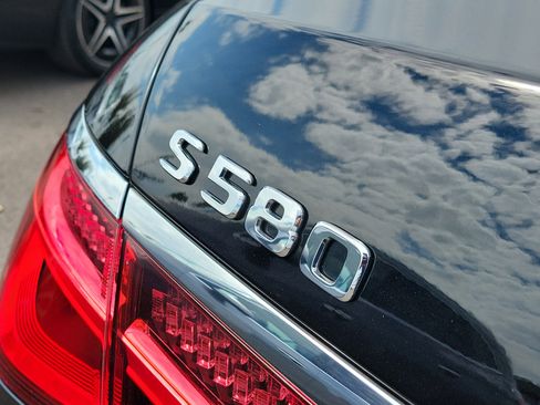 Certified 2022 Mercedes-Benz S 580 4MATIC Sedan image 6