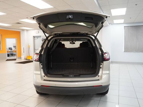 Used 2013 Chevrolet Traverse LT w/ All-Star Edition image 10