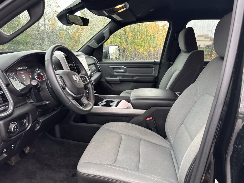 Used 2022 RAM 1500 Big Horn AWD/4WD image 9