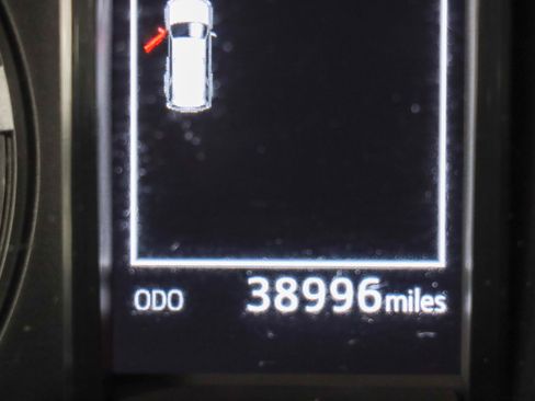 Used 2024 Toyota 4Runner SR5 Premium image 17