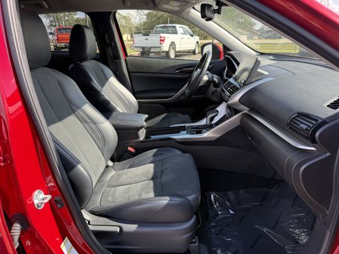 Used 2024 Mitsubishi Eclipse Cross SE image 40