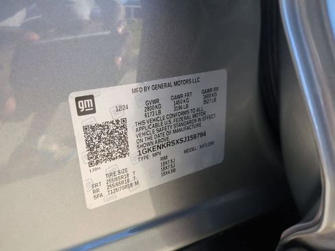 Used 2025 GMC Acadia Elevation image 35