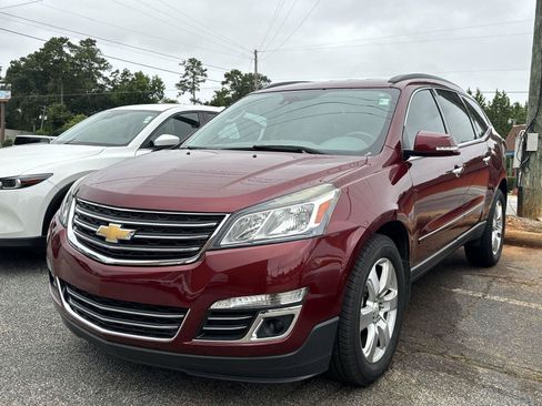 Used 2016 Chevrolet Traverse LTZ FWD image 3