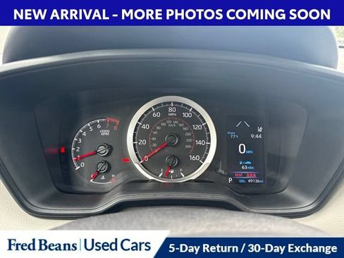 Certified 2022 Toyota Corolla Cross LE w/ Moonroof Package AWD/4WD image 14