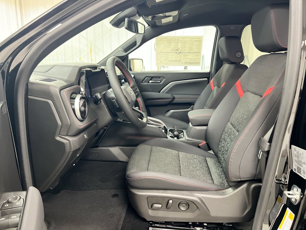 New 2026 Chevrolet Colorado Z71 w/ Technology Package AWD/4WD image 20