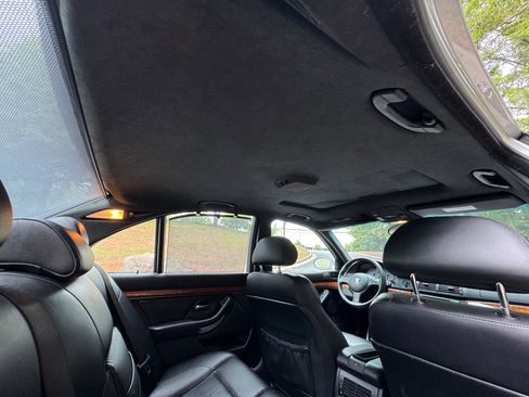 Used 2003 BMW M5 RWD image 37