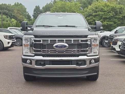 New 2026 Ford F350 XLT w/ FX4 Off-Road Package AWD/4WD image 3