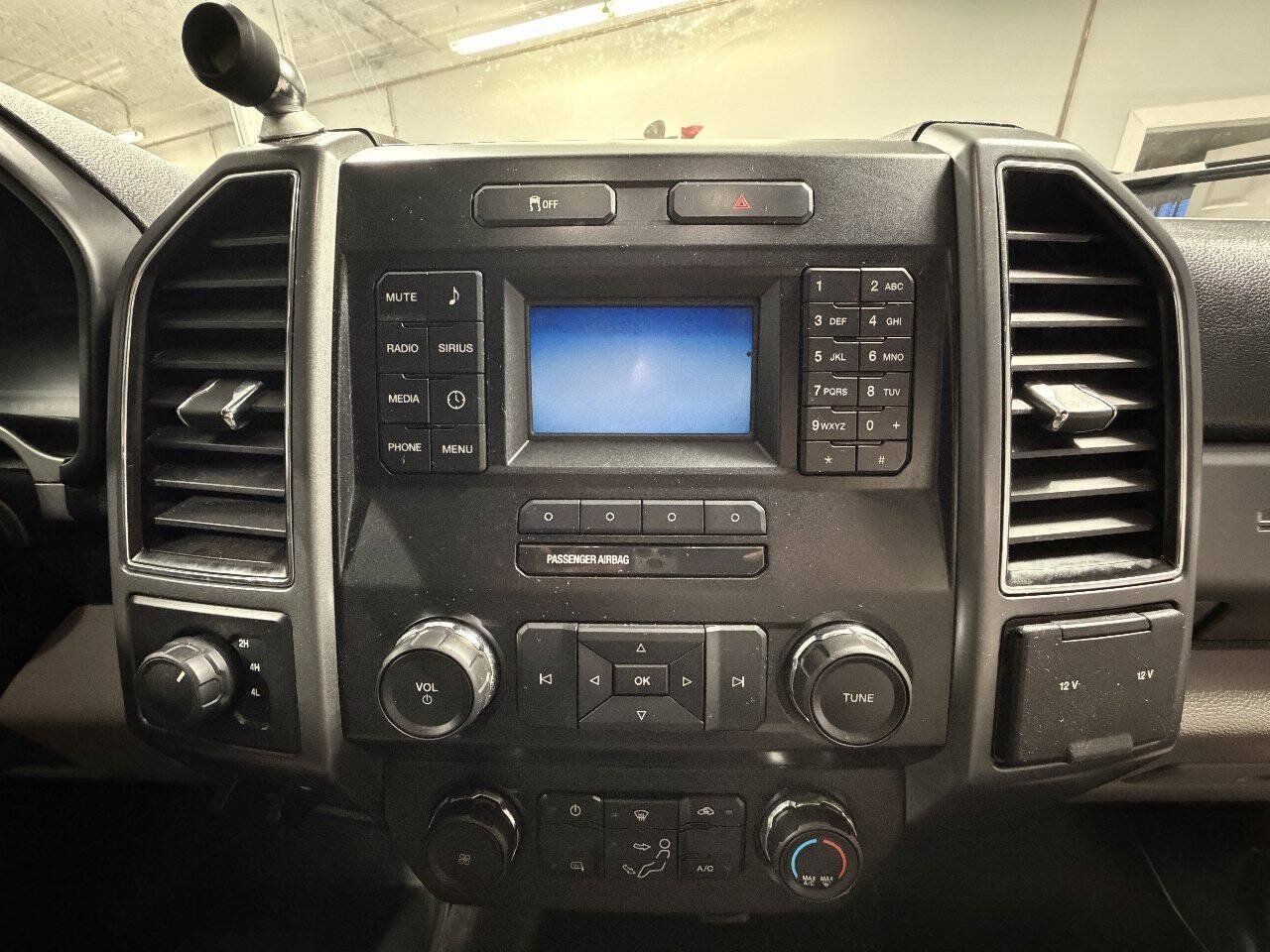 Used 2019 Ford F250 XLT w/ Snow Plow Prep Package AWD/4WD image 20