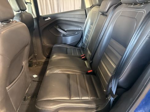 Used 2019 Ford Escape SEL image 17