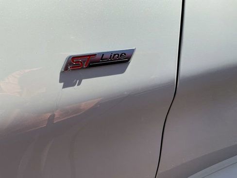 Used 2025 Ford Explorer ST-Line w/ ST-Line Street Pack AWD/4WD image 11