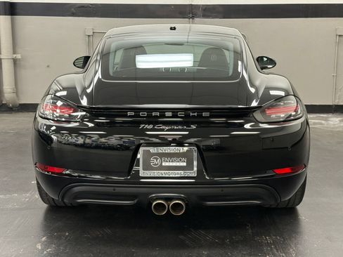 Used 2024 Porsche 718 Cayman S RWD image 11