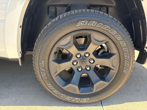 Used 2025 RAM 1500 Big Horn AWD/4WD image 13