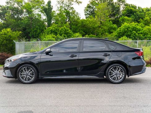 Used 2023 Kia Forte GT-Line w/ GT-Line Technology Package FWD image 4