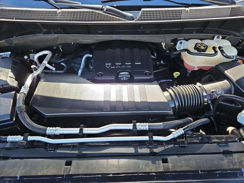Used 2022 Chevrolet Silverado 1500 Custom w/ LPO, Dark Essentials Package AWD/4WD image 29