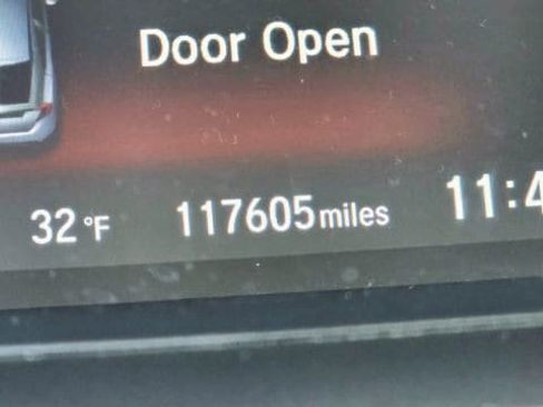 Used 2018 Honda Civic EX image 16