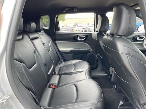 Used 2025 Jeep Compass Limited AWD/4WD image 27