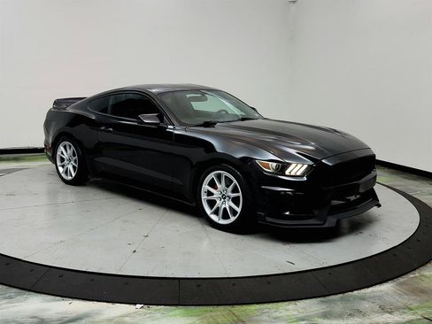 Used 2015 Ford Mustang GT Premium image 3
