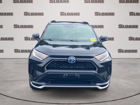 Used 2021 Toyota RAV4 SE w/ Weather & Moonroof Package image 3