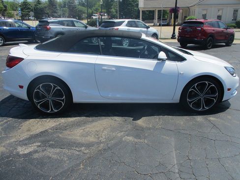 Used 2016 Buick Cascada FWD image 12