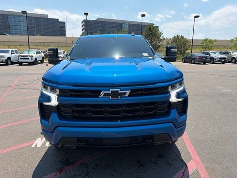 Used 2022 Chevrolet Silverado 1500 RST w/ Convenience Package II AWD/4WD image 2
