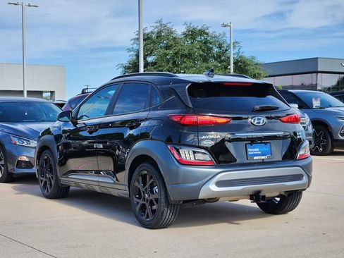 Certified 2022 Hyundai Kona Limited AWD/4WD image 4