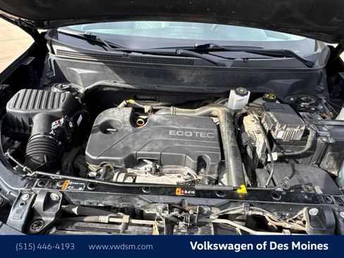 Used 2019 Chevrolet Equinox LT w/ Sun & Navigation Package image 9