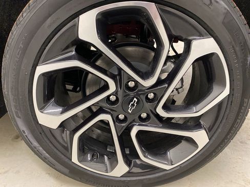 New 2026 Chevrolet Trax RS w/ Sunroof Package image 26