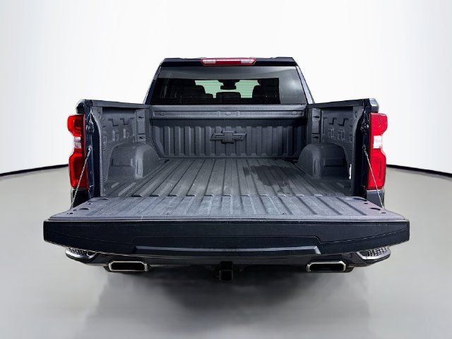 Used 2022 Chevrolet Silverado 1500 RST AWD/4WD image 25